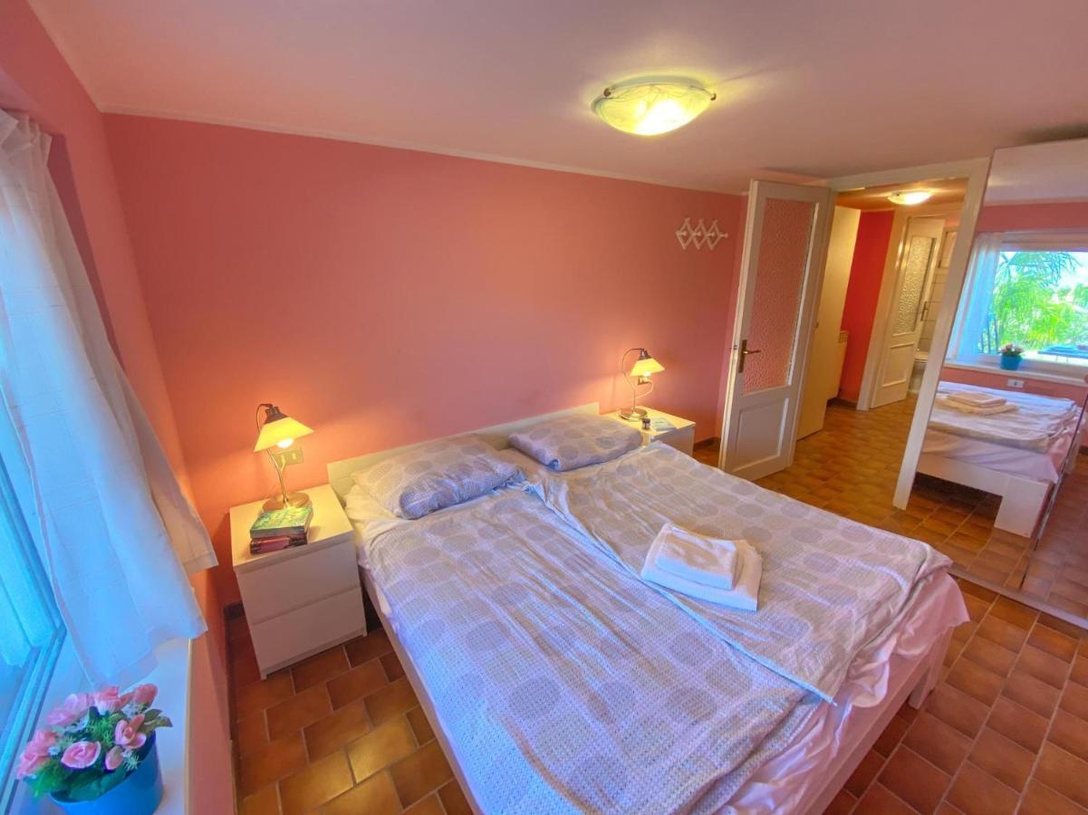 Bellavista A Garten Appartement Mit Pool Колико Екстериор снимка